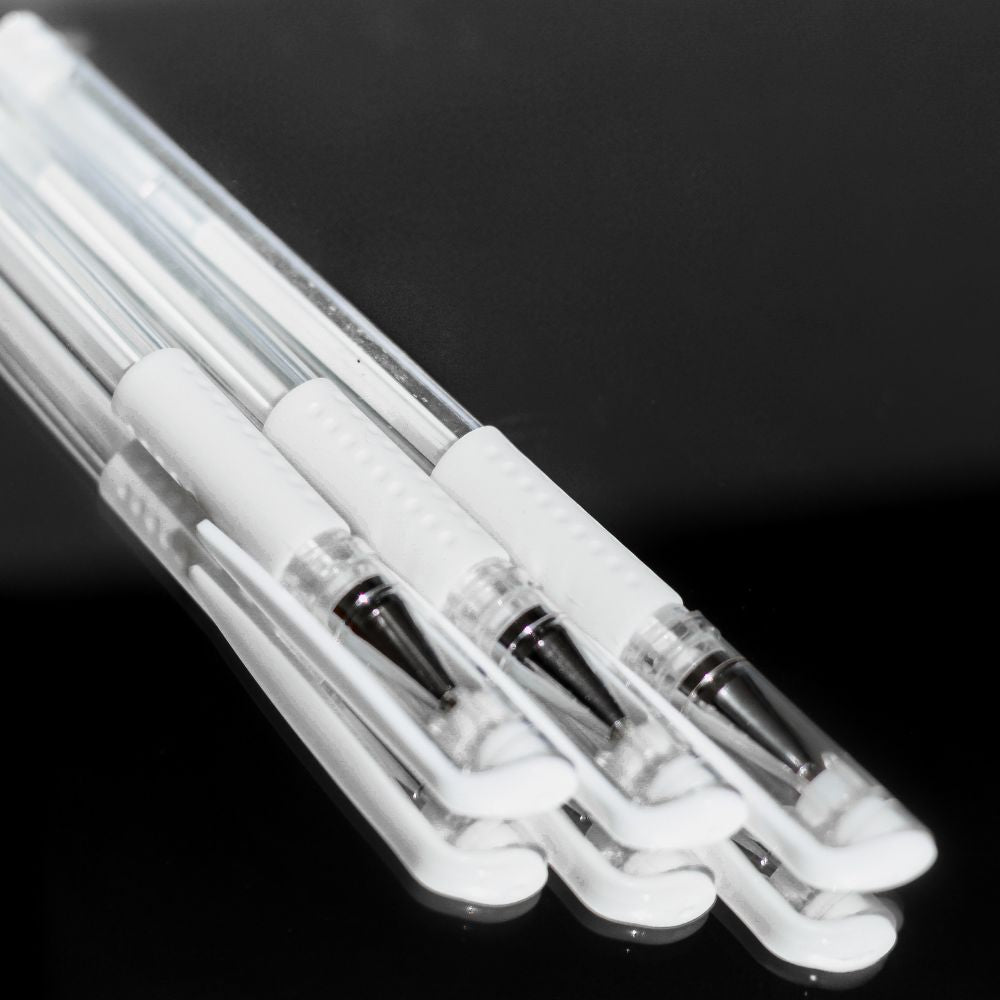 White Design Pen – Precisão para Sobrancelhas e Lábios
